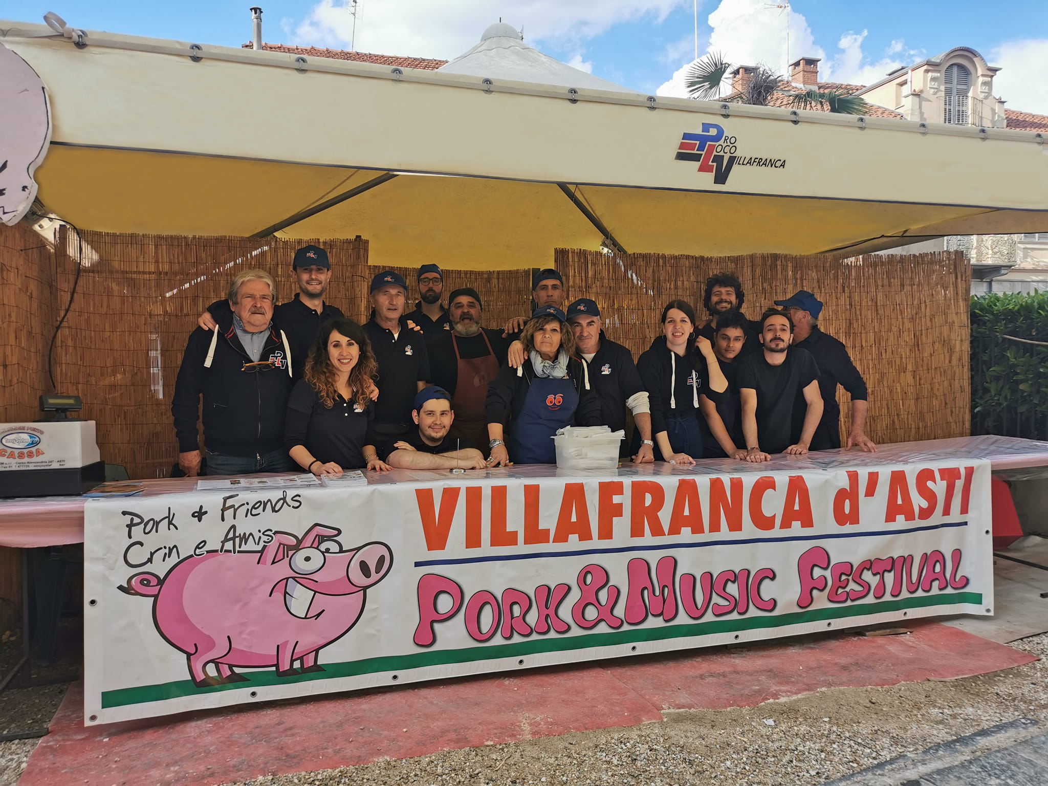 staff della Proloco di Villafranca d'Asti alla festa del Maiale d'Autore 2023